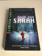 Boek / Chris Mooney - Denk aan Sarah