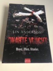 Boek / Lin Anderson - Zwarte vlucht