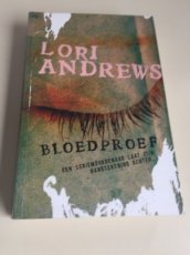 Boek / Lori Andrews - Bloedproef