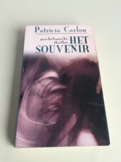 Boek / Patricia Carlon - Het souvenir