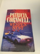 Boek / Patricia Cornwell - Wespennest