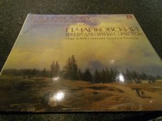 - Lp / P.Tchaikovsky -