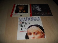 - Single - 2 Singles / Madonna -