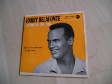 - Single - Harry Belafonte / Island in ...