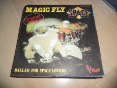 - Single - Space / Magic Fly -